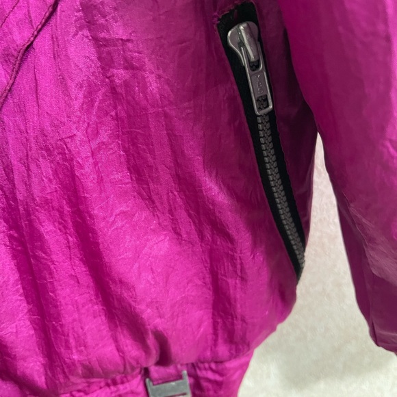 Inside Edge vintage 80’s / 90’s fuchsia ski jacket. - Picture 4 of 6